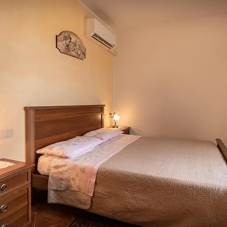 Lägenhet La Sorgente Del Subasio *