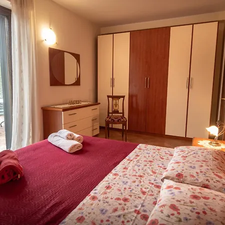 La Sorgente Del Subasio Apartamento *