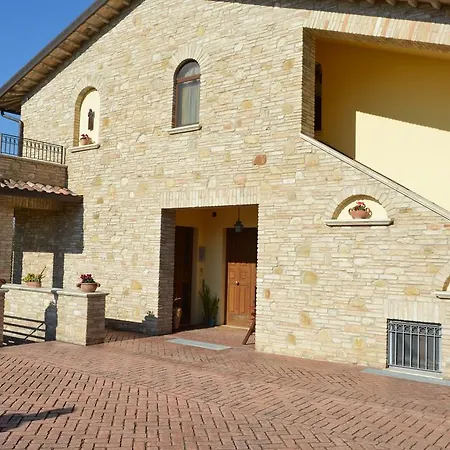 La Sorgente Del Subasio Apartamento